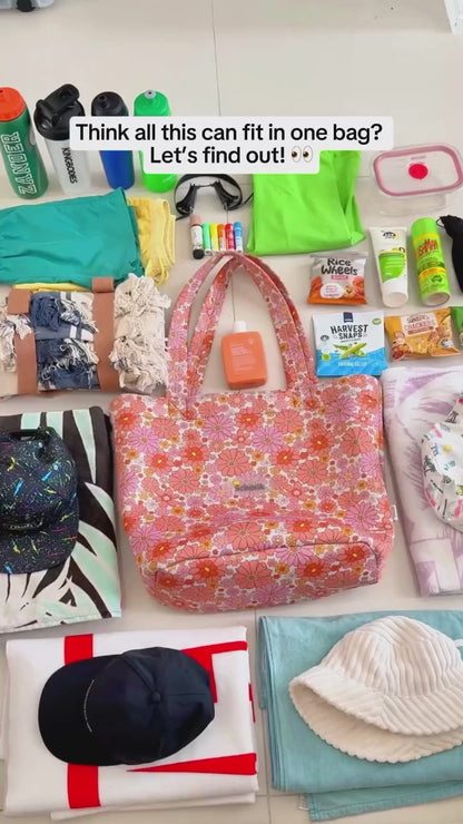 👜 Schmik Neoprene Tote Bag – Beach, Pool & Swim Meet Essential 🌊

Upgrade your beach days, pool outings, and swim meets with the Schmik Neoprene Tote Bag! Made from durable neoprene and lightweight polyester, this spacious tote bag is perfect for carrying kids swim parkas, towels, snacks, and all your pool or beach essentials.
